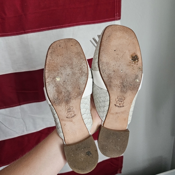 Bernardo white tassel Embossed leather loafers slides flats crocodile reptile - Picture 7 of 7